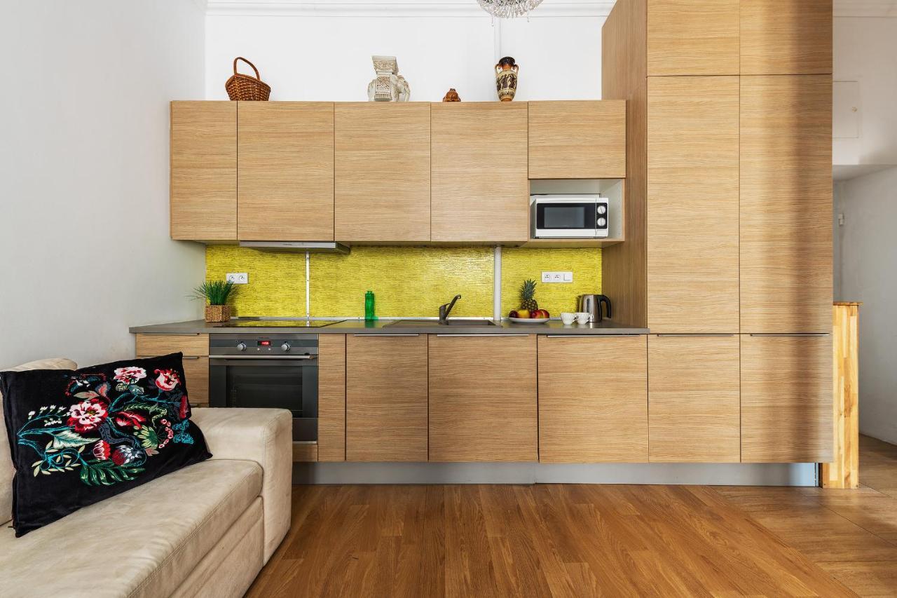 Miodowa Street P&O Serviced Apartments Varsó Kültér fotó